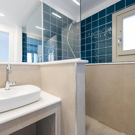 Triotissa Balcony Sea View 50m From Beach 아파트 *
