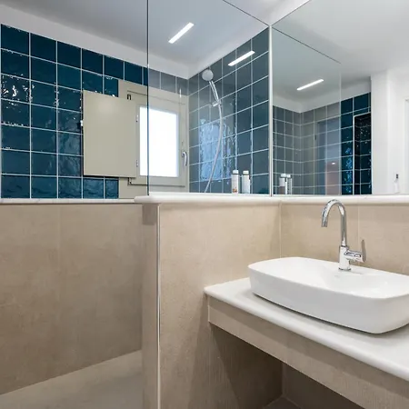 Triotissa Balcony Sea View 50m From Beach 아파트 *